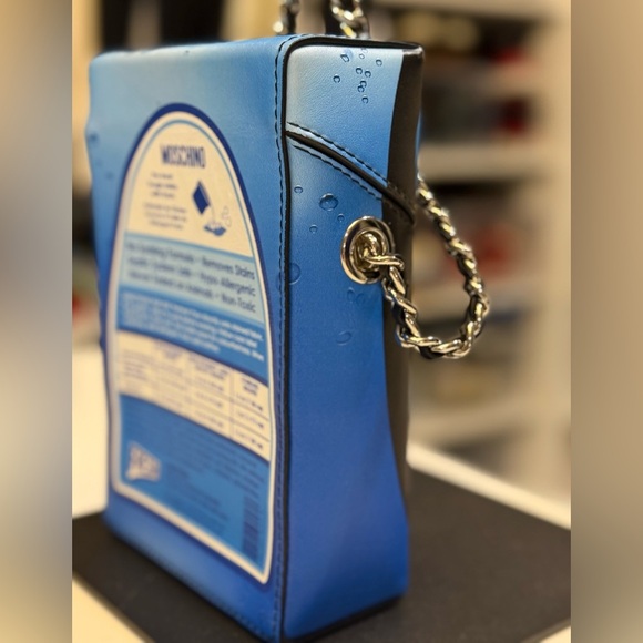 Moschino Laundry Detergent Graphic bag - excellent - Picture 4 of 9